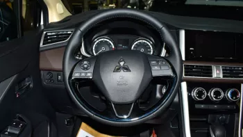 MITSUBISHI XPANDER CROSS 2023