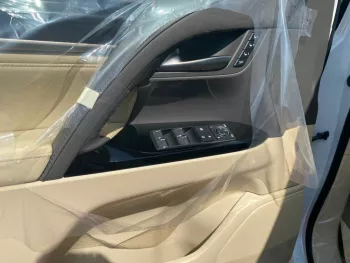 Lexus LX 570 Signature 2021 model