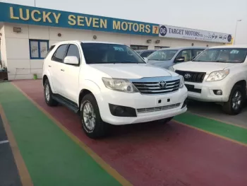 TOYOTA FORTUNER 4X4 2013