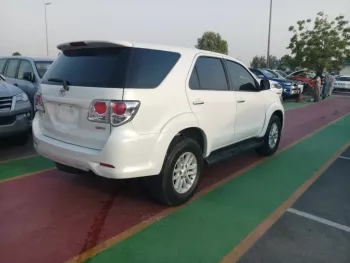 TOYOTA FORTUNER 4X4 2013