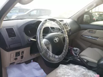 TOYOTA FORTUNER 4X4 2013