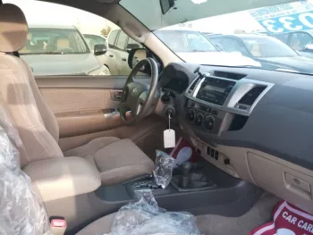 TOYOTA FORTUNER 4X4 2013