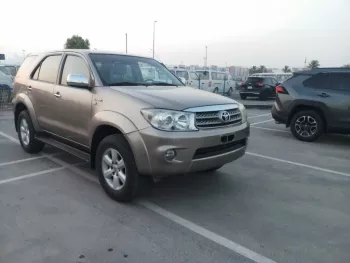 Toyota fortuner 2009