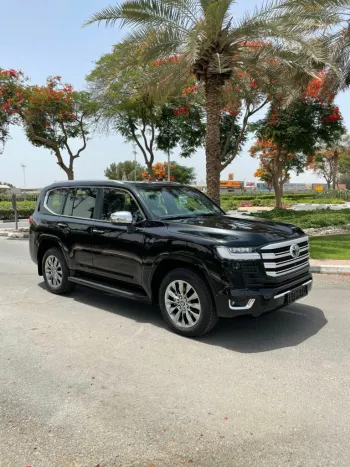 Land Cruiser VXR Twin Turbo 2022 Model GCC specs