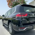 Land Cruiser VXR Twin Turbo 2022 Model GCC specs - Thumbnail 4