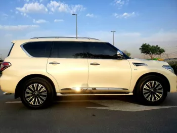 Nissan Patrol LE Platinum 2016 Model GCC specs