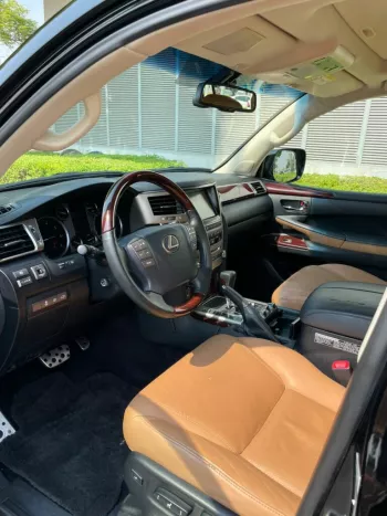Lexus LX 570 2015 GCC specs