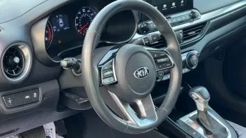 KIA FORTE 2.0 SEDAN , AUTOMATIC,