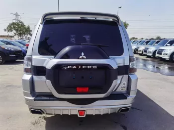 MITSUBISHI PAJERO 3.5 V6 4X4