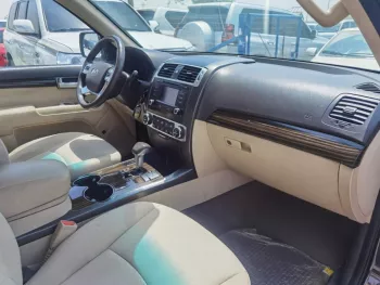Kia Mohave - 4x4 - 7 seater
