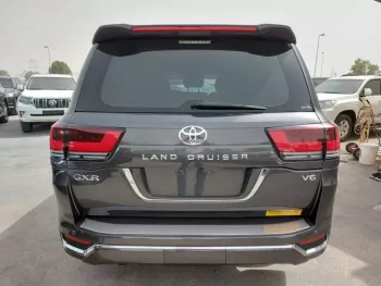 Toyota Land cruiser Model 2011 V6 Petrol
