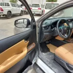 TOYOTA FORTUNER 2.7L 4X2 - Thumbnail 11