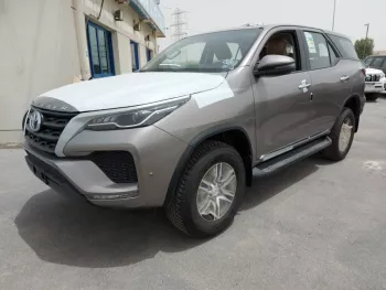 Toyota Fortuner 2.7L 2022 Model GCC Specs