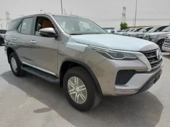 Toyota Fortuner 2.7L 2022 Model GCC Specs