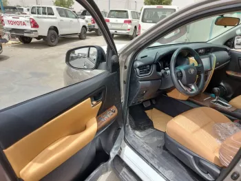 Toyota Fortuner 2.7L 2022 Model GCC Specs