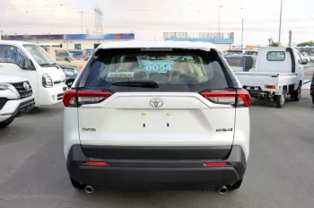 Toyota Rav4 2.5L 2022 White Petrol