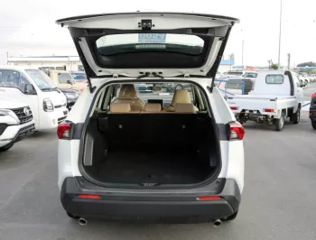 Toyota Rav4 2.5L 2022 White Petrol