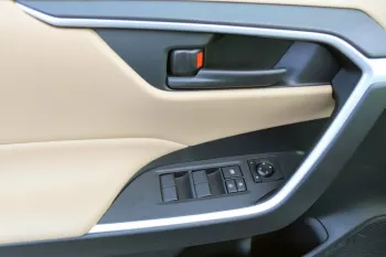 Toyota Rav4 2.5L 2022 White Petrol