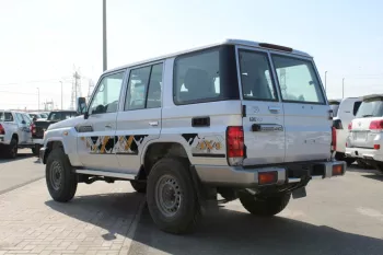 Toyota Land Cruiser Hard Top 2021