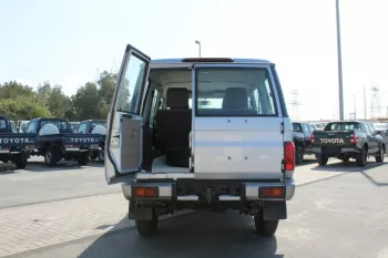 Toyota Land Cruiser Hard Top 2021