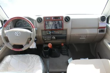 Toyota Land Cruiser Hard Top 2021