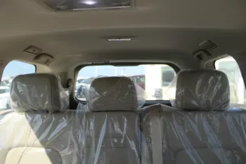 Toyota land cruiser 2021 5.7L