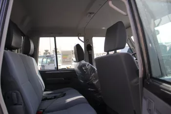 Toyota land Cruiser pick up 4Doors