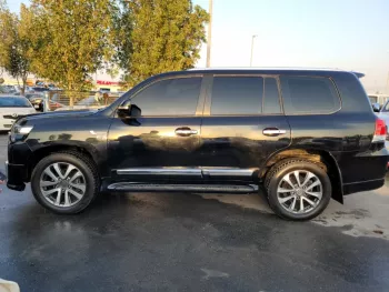 Toyota Land Cruiser Black Petrol 2014