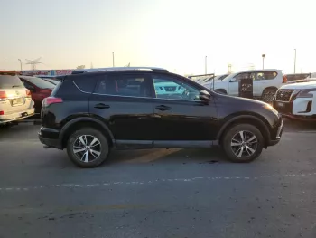 TOYOTA RAV4 2.4 2018 RWD