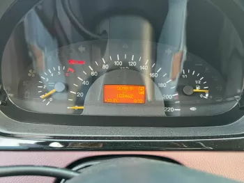 Mercedes Benz V250 2006 GCC