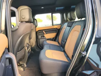 2023 Land Rover Defender X 110 Full option