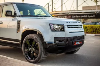 Land Rover Defender V 8 2023