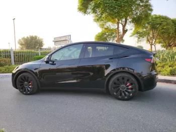 New Tesla Model Y Performance 2022 4WD, Black Color