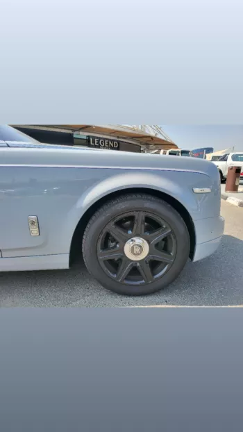 Rolls Royce phantom 2014