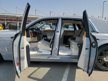 Rolls Royce phantom 2014