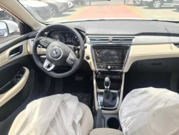 MG MG5 1.5L 2022