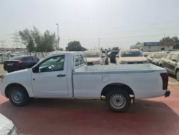 New Isuzu Pick up 2.5L M/T 4X2