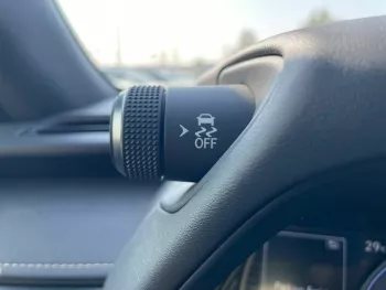 LEXUS ux300e / electric car / 2022
