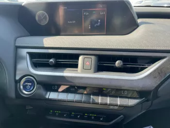 LEXUS ux300e / electric car / 2022