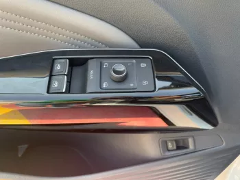 Volkswagen ID.4 crozz ,pro ,with head up display