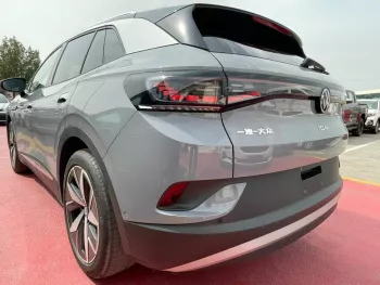 Volkswagen ID.4 crozz ,pro 2022