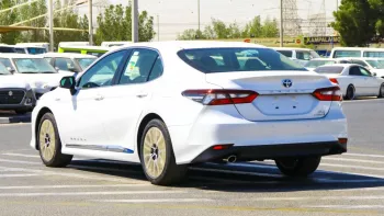 Toyota Camry Hybrid GLE 2.5L