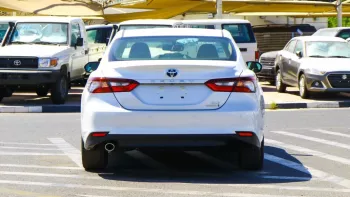Toyota Camry Hybrid GLE 2.5L