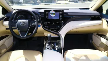 Toyota Camry Hybrid GLE 2.5L