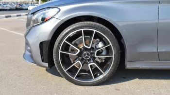 Mercedes Benz C-Class C300 2019