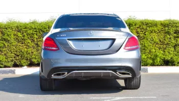 Mercedes Benz C-Class C300 2019