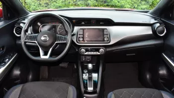 Nissan kicks 2018 FWD 5 Doors 4Cyl