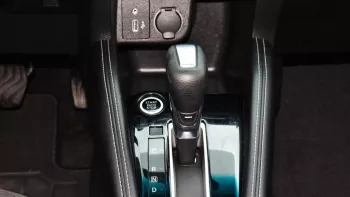 Nissan kicks 2018 FWD 5 Doors 4Cyl
