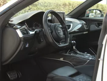AUDI RS7 DFSI V8 - GCC 2015