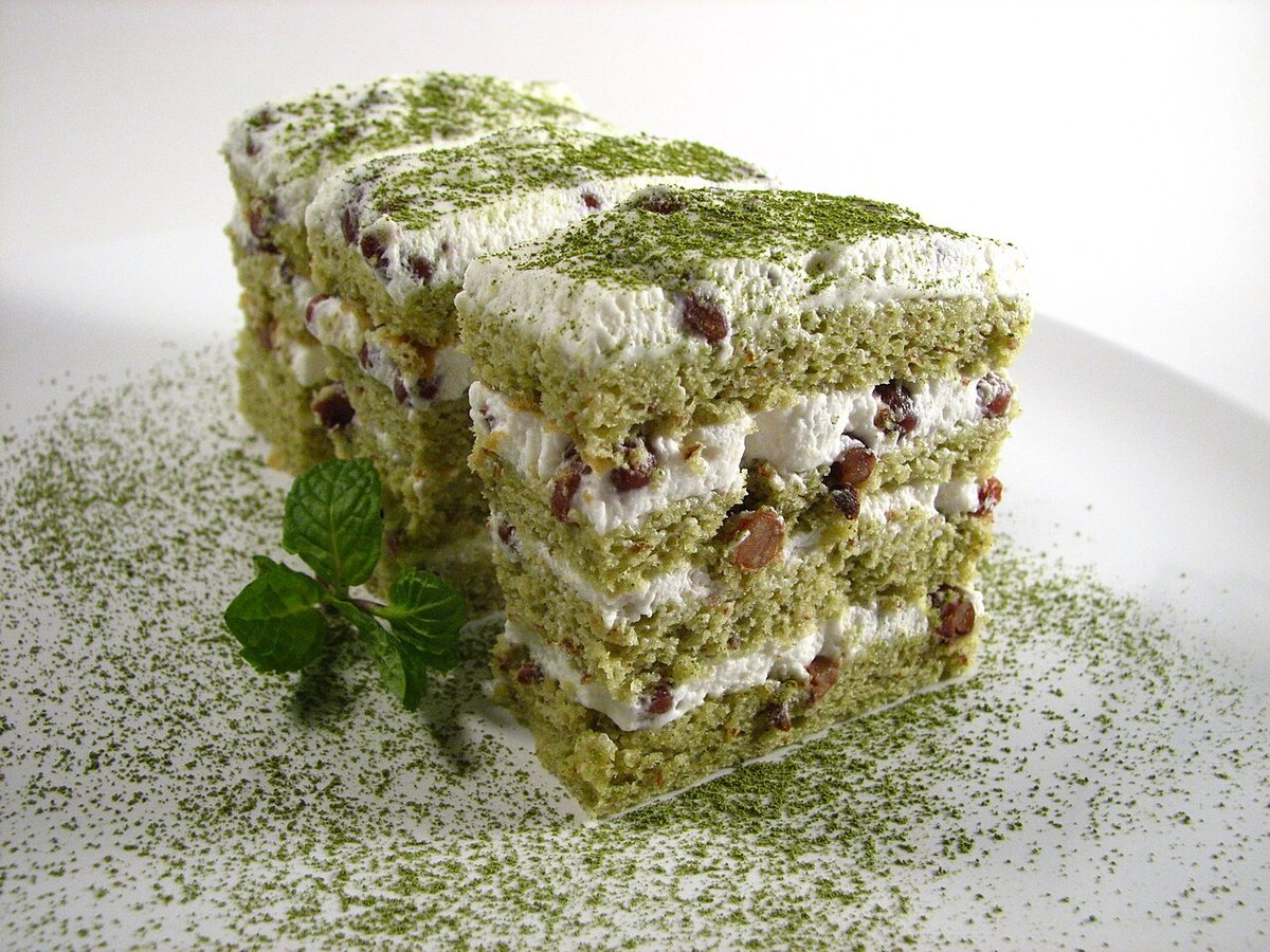 Gâteau au matcha et aux haricots rouges